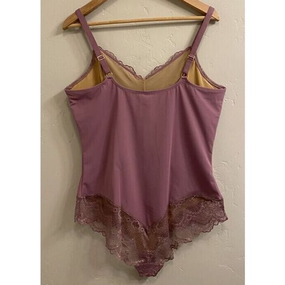 Pinsy Women's Sz XL Lilac Sculpting Lace Shapesuit Shapewear Bodysuit - Picture 2 of 6